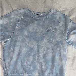 Blue light wash tye dye Gap sweatshirt